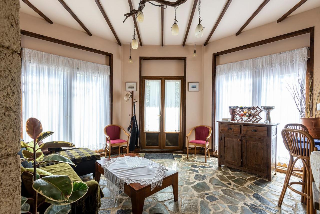 Selana House With Outdoor Pool Villa Мастрихари Екстериор снимка