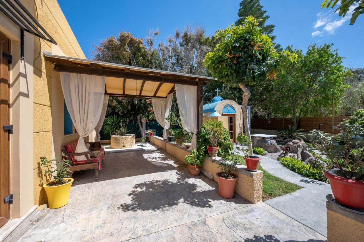 Selana House With Outdoor Pool Villa Мастрихари Екстериор снимка